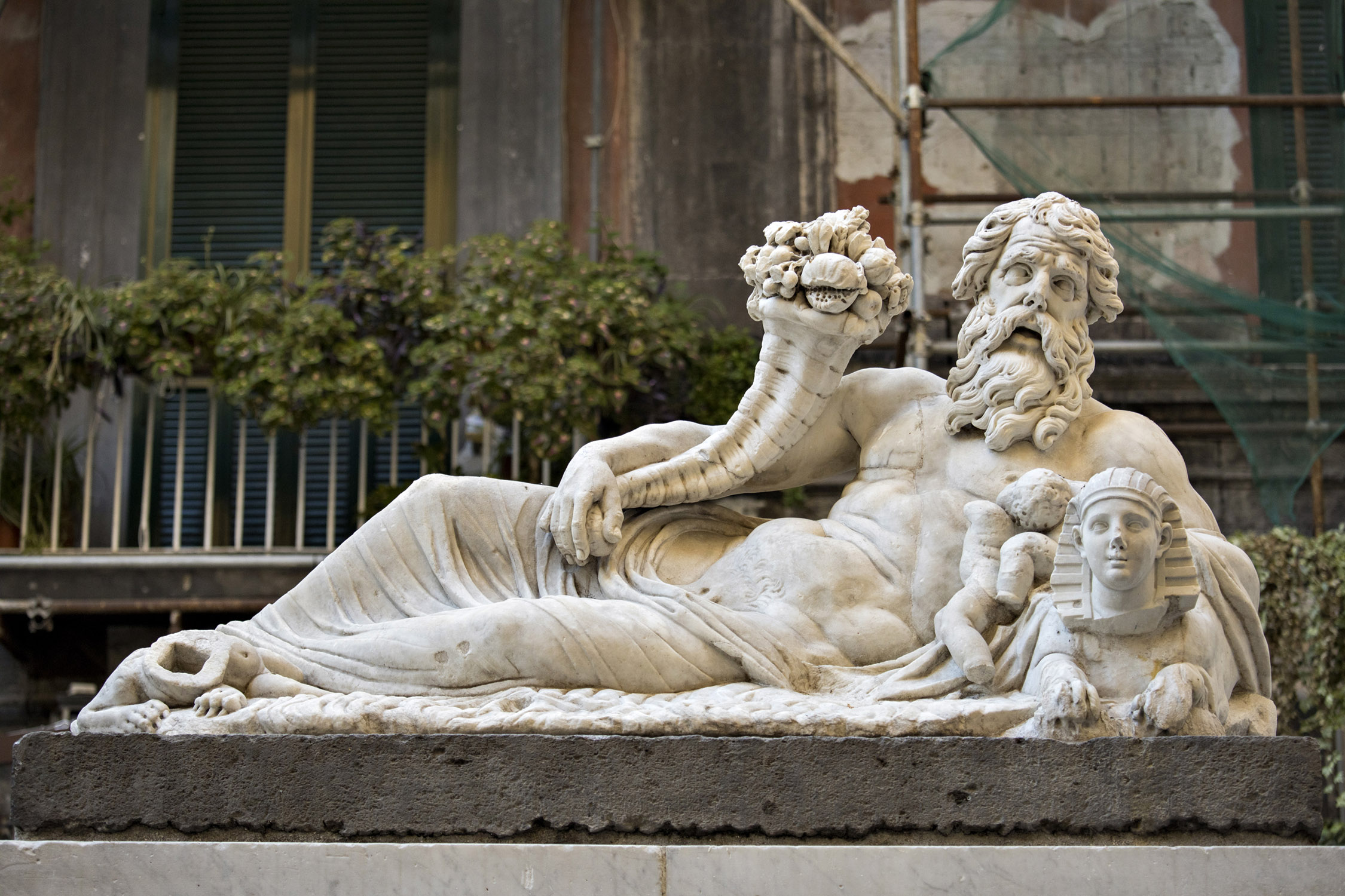 Statua del Nilo, Napoli